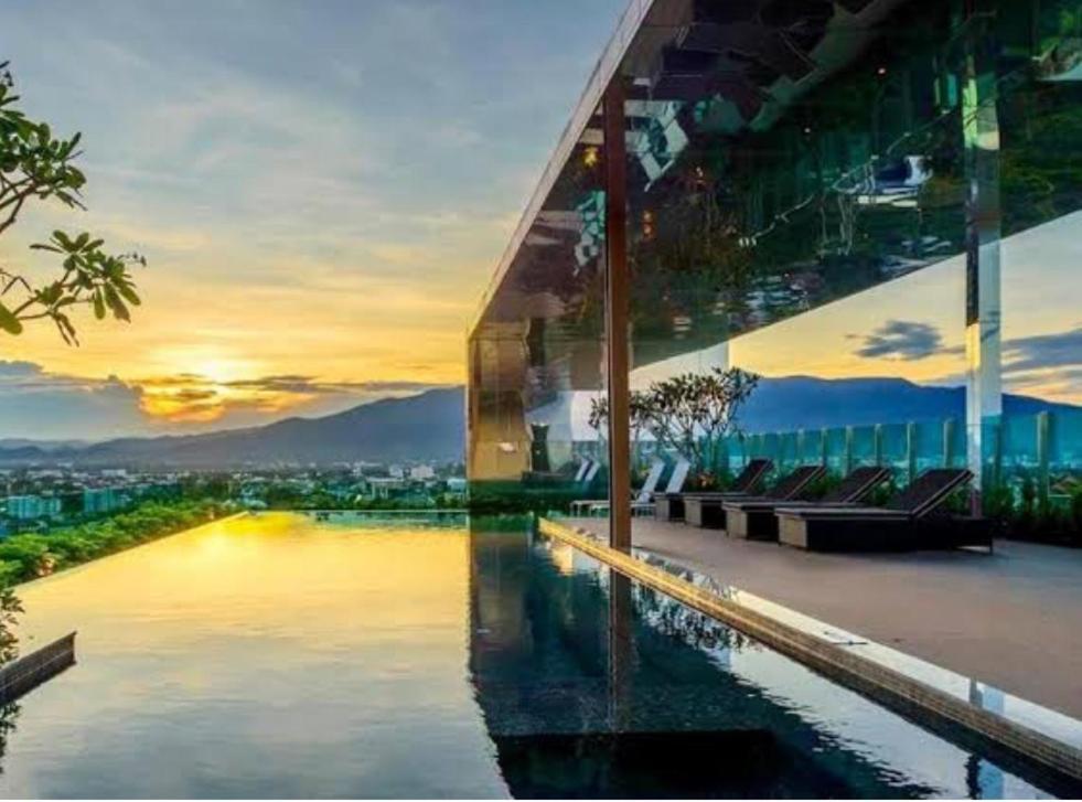 The Astra Condo Chiang Mai Bagian luar foto